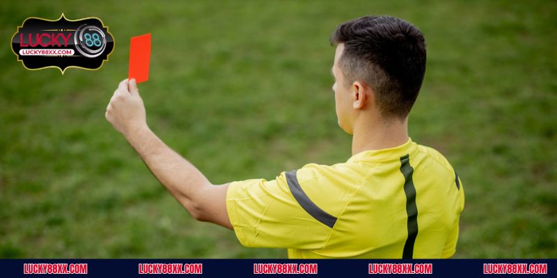 Phân tích dữ liệu và tâm lý trận đấu khi chọn kèo thẻ phạt